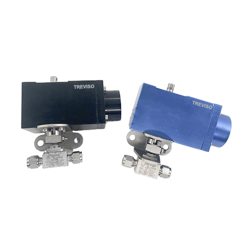 Pneumatic ball valve-card sleeve connection
